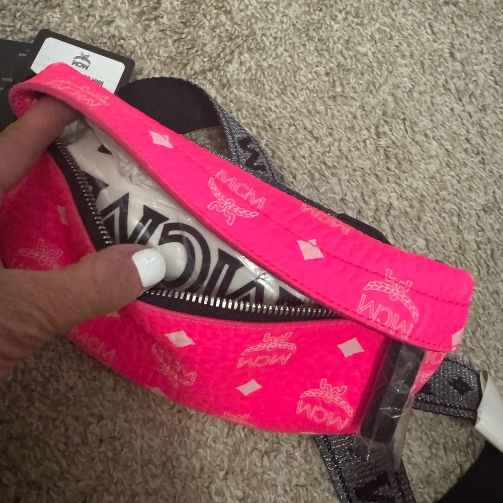MCM Neon Pink mini Aren Visetos Logo Crossbody/Belt Bag - Picture 3 of 3